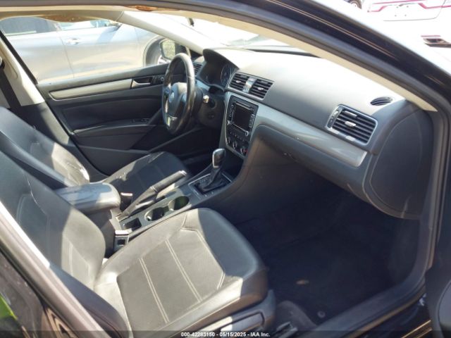 1VWAS7A33FC106382 Volkswagen Passat 1.8t Limited Edition