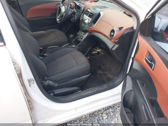 1G1JC5SH6E4101466 Chevrolet Sonic Lt Auto
