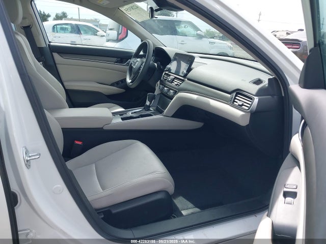 1HGCV1F14NA011798 Honda ACCORD LX