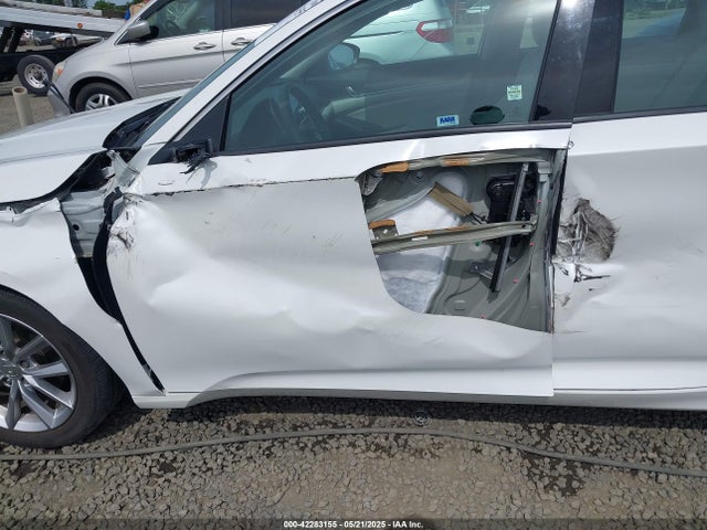 1HGCV1F14NA011798 Honda ACCORD LX