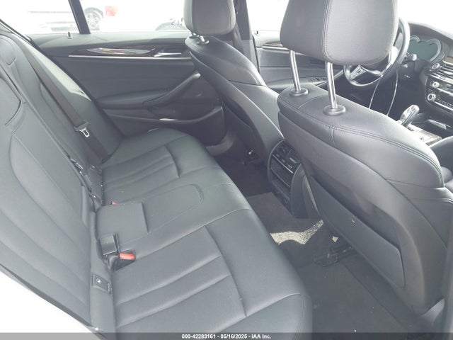WBAJA5C54JWA39033 BMW 530I