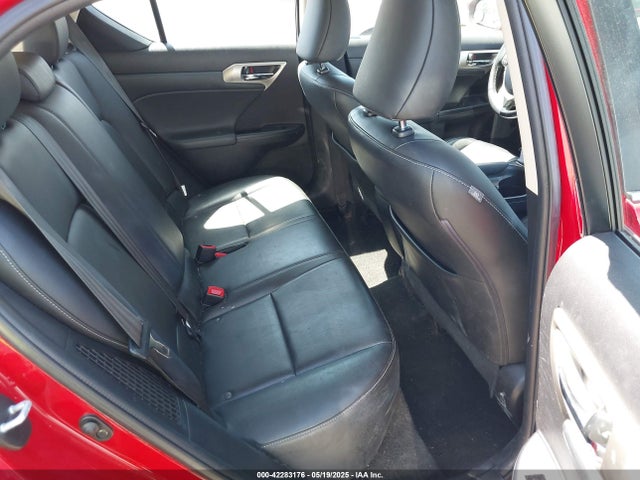 JTHKD5BH7G2267209 Lexus CT 200H