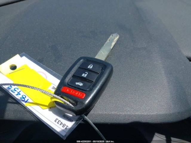 19XFC2F66KE209682 Honda Civic Lx