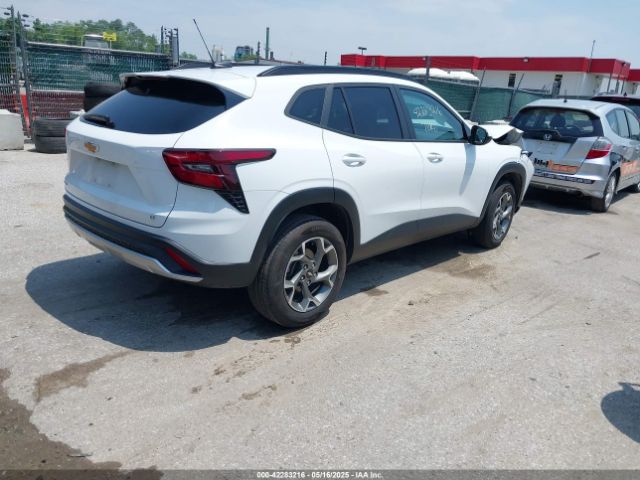 2024 CHEVROLET TRAX KL77LHE21RC119845 Photo 3