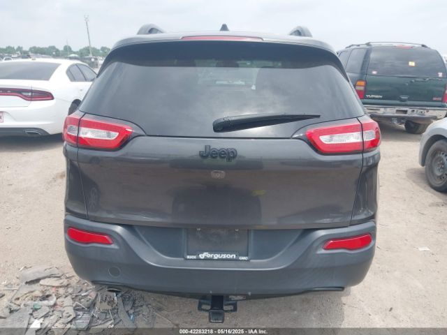 1C4PJLCB8GW113941 Jeep Cherokee Altitude
