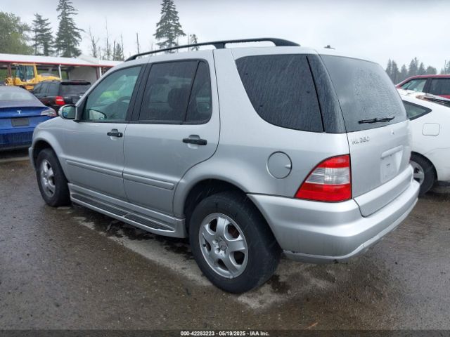 2004 MERCEDES-BENZ ML 350 4JGAB57E84A469541 Photo 2