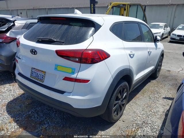 KM8J23A44LU179590 Hyundai TUCSON SE