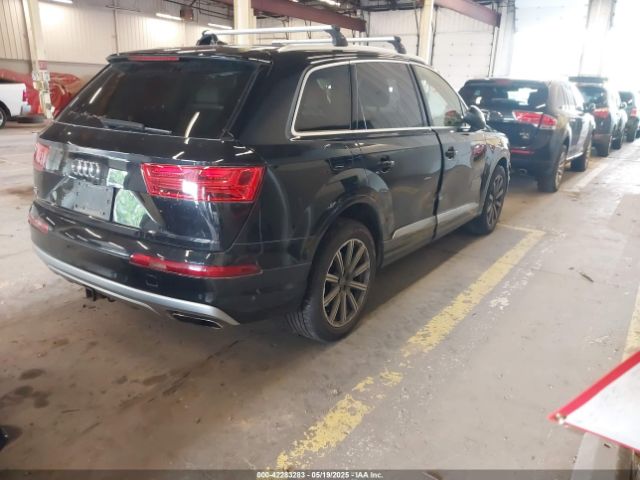 2019 AUDI Q7 WA1LAAF73KD020866 Photo 3