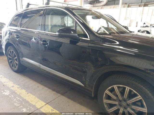2019 AUDI Q7 WA1LAAF73KD020866 Photo 5