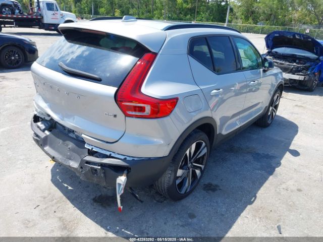 2024 VOLVO XC40 YV4L12ULXR2293107 Photo 3