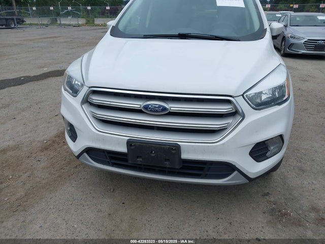 1FMCU0GD0JUA73417 Ford ESCAPE SE