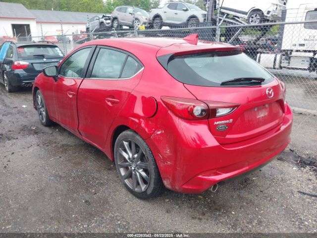 3MZBN1L39JM262035 Mazda Mazda3 Touring