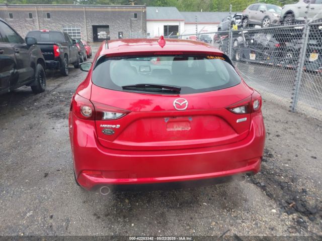 3MZBN1L39JM262035 Mazda Mazda3 Touring