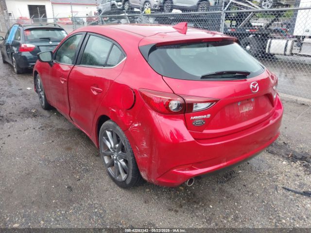 3MZBN1L39JM262035 Mazda Mazda3 Touring