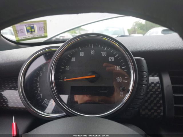 2016 MINI CONVERTIBLE WMWWG9C53G3A91095 Photo 6