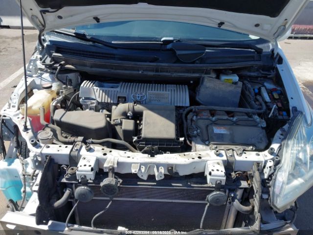 JTDKN3DU9F0396673 Toyota Prius Two