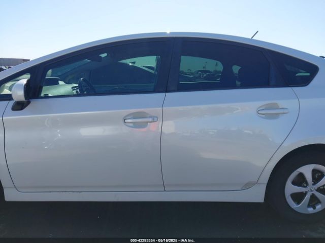 JTDKN3DU9F0396673 Toyota Prius Two
