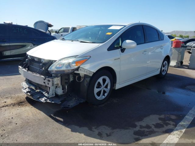 JTDKN3DU9F0396673 Toyota Prius Two