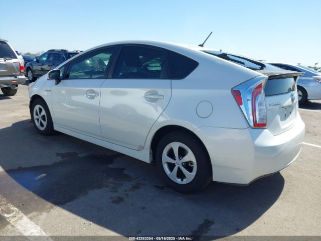 JTDKN3DU9F0396673 Toyota Prius Two
