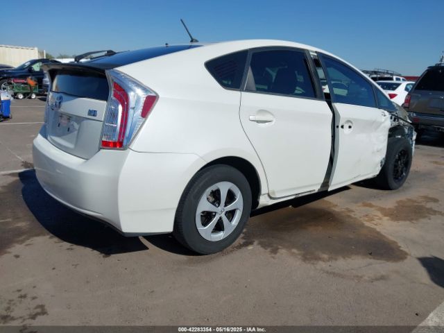 JTDKN3DU9F0396673 Toyota Prius Two