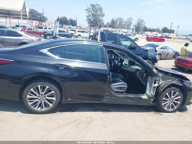 58ADZ1B1XLU057391 Lexus 2gr-fks