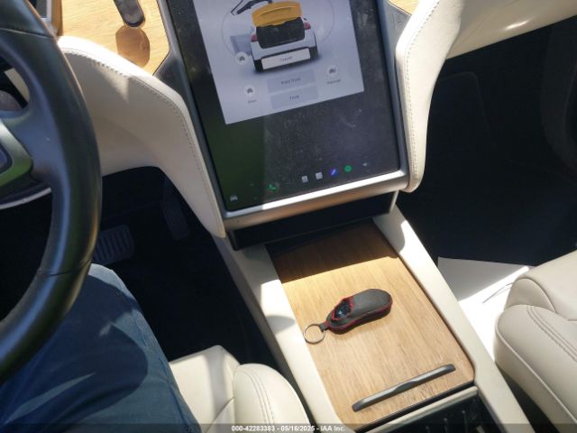5YJXCDE27JF139570 Tesla MODEL X