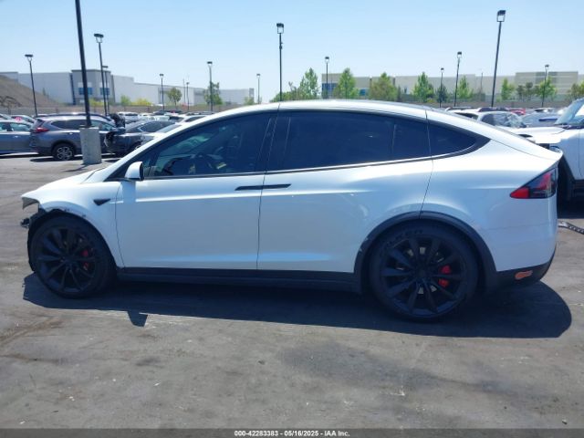 5YJXCDE27JF139570 Tesla MODEL X