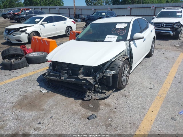 1N4BL4BVXLC184212 Nissan Altima S Fwd