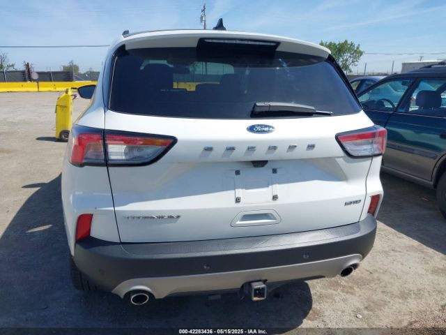 1FMCU9J99LUC55290 Ford Escape Titanium