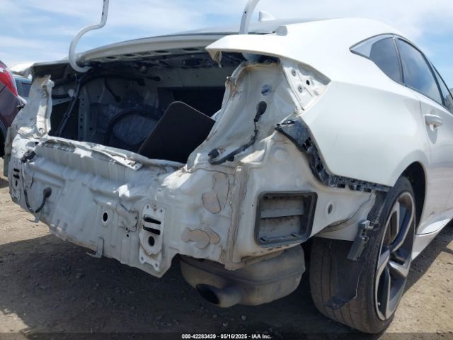 1HGCV1F34JA063105 Honda Accord Sport