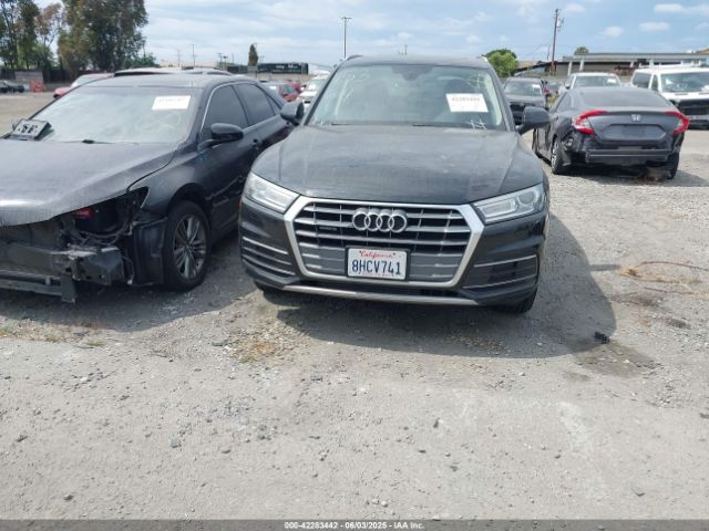WA1ANAFY1J2234527 Audi Q5 2.0t Premium/2.0t Tech Premium