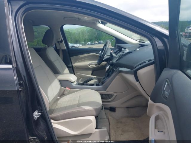 1FMCU9GX1FUC65404 Ford ESCAPE SE