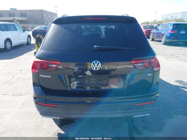 3VV1B7AX1JM091928 Volkswagen Tiguan 2.0t S