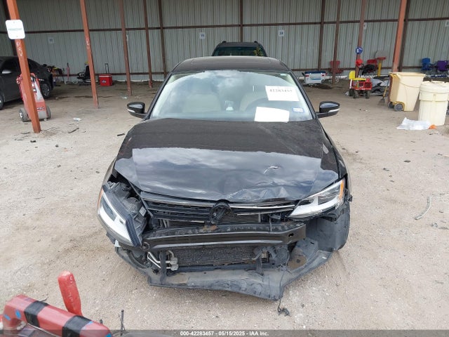 3VWD67AJ5GM310522 Volkswagen 2016