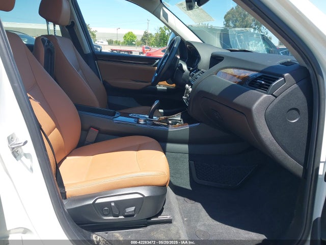 5UXWX9C35H0T24703 BMW X3 Xdrive28i