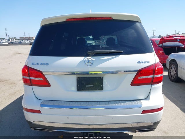 4JGDF6EE6JB132415 Mercedes-Benz m276