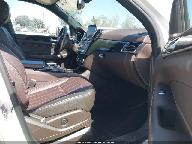 4JGDF6EE6JB132415 Mercedes-Benz m276