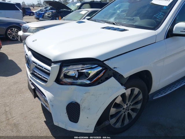 4JGDF6EE6JB132415 Mercedes-Benz m276