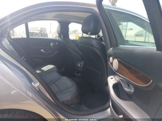 55SWF4JB9FU092461 Mercedes-Benz C 300 Luxury/sport