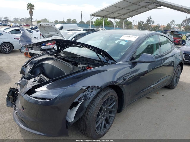 2025 TESLA MODEL 3 5YJ3E1EA2SF918679 Photo 1