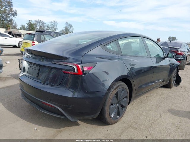 2025 TESLA MODEL 3 5YJ3E1EA2SF918679 Photo 3