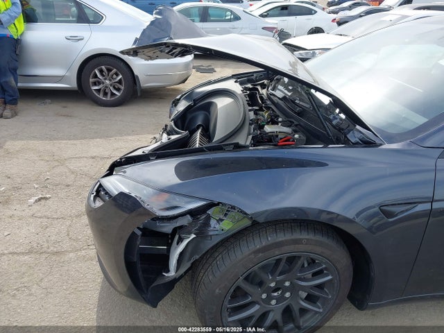 2025 TESLA MODEL 3 5YJ3E1EA2SF918679 Photo 5