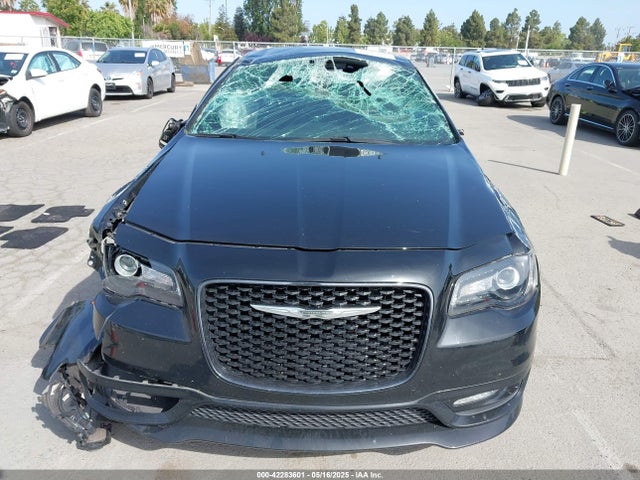 2C3CCABG5KH648229 Chrysler 2019