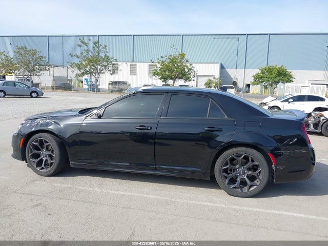2C3CCABG5KH648229 Chrysler 2019
