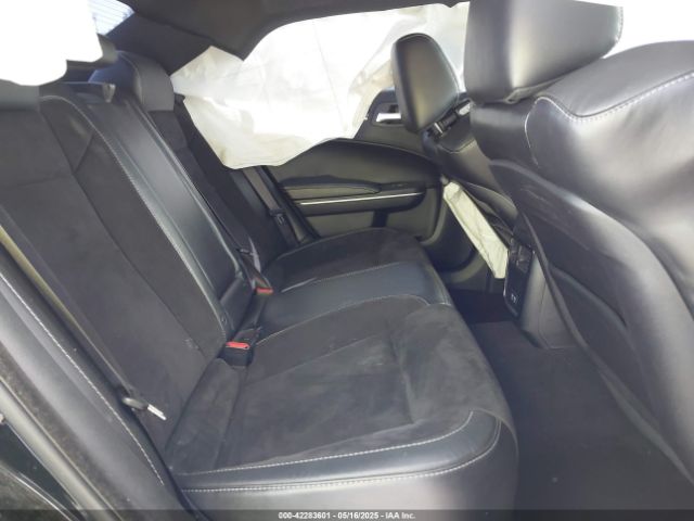 2019 CHRYSLER 300 2C3CCABG5KH648229 Photo 7