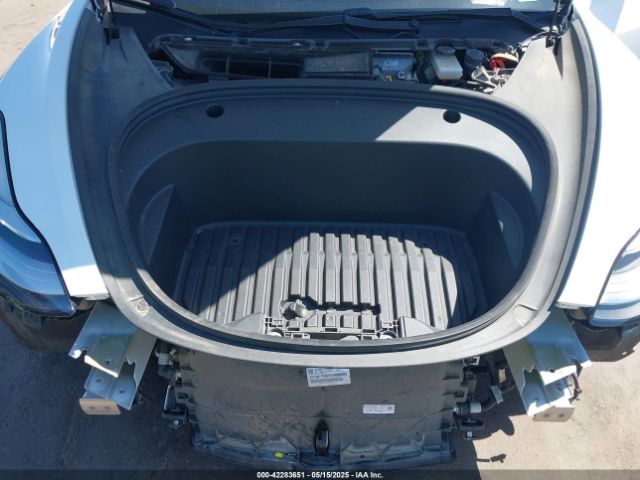 5YJ3E1EC1LF719240 Tesla MODEL 3