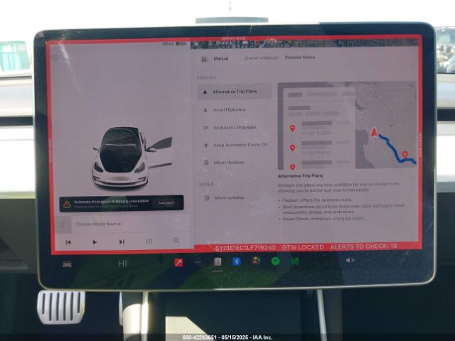 5YJ3E1EC1LF719240 Tesla MODEL 3