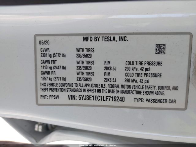 5YJ3E1EC1LF719240 Tesla MODEL 3