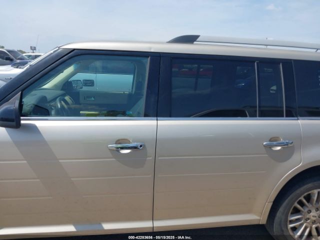 2FMGK5C88JBA18829 Ford FLEX SEL