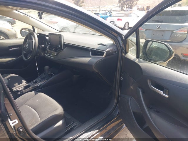 JTDEPRAE4LJ079090 Toyota COROLLA LE